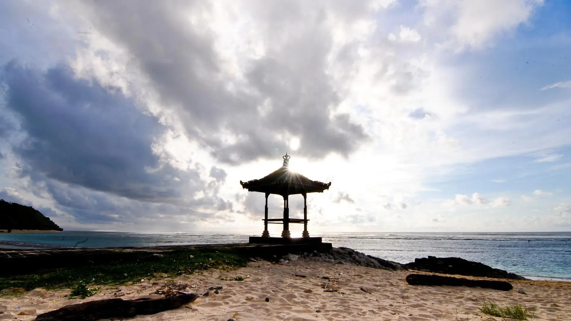 The Bamboo Bali Cabin Ungasan  Indonesia
